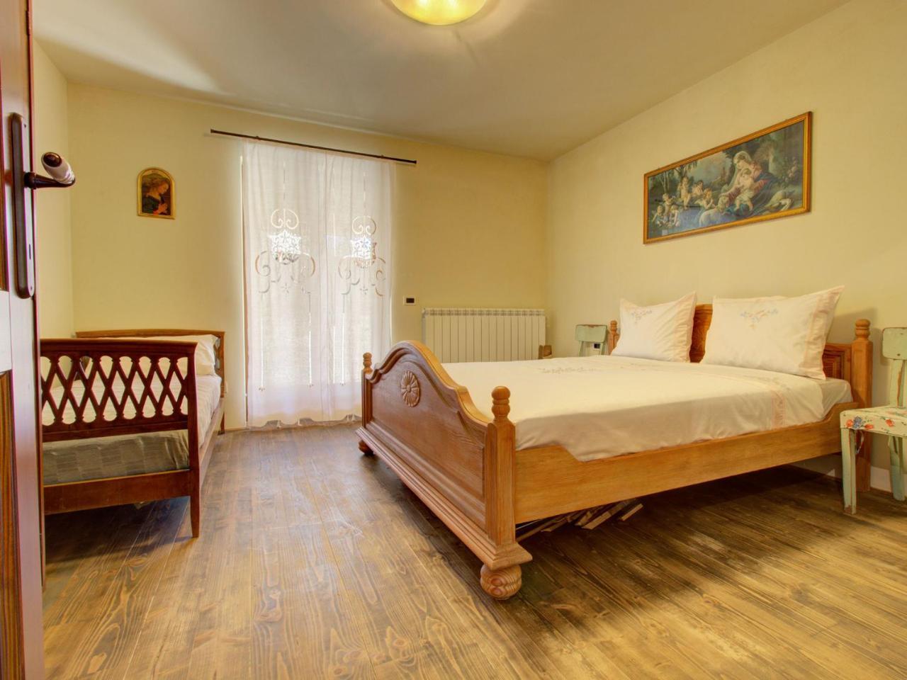 Family Apartment Rihter Črni Kal Exterior foto
